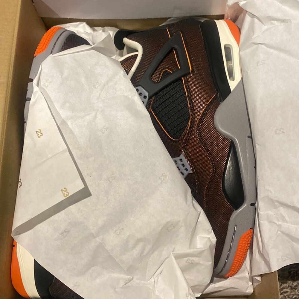 Women’s air Jordan 4 retro se